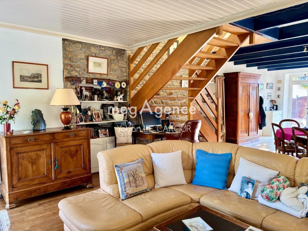 Longère 120M2 avec dépendance à 3 km des plages - Photo 3