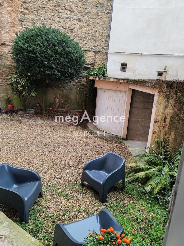 Place HOCHE, appartement type 3, 70 m², cave et grenier - Photo 3