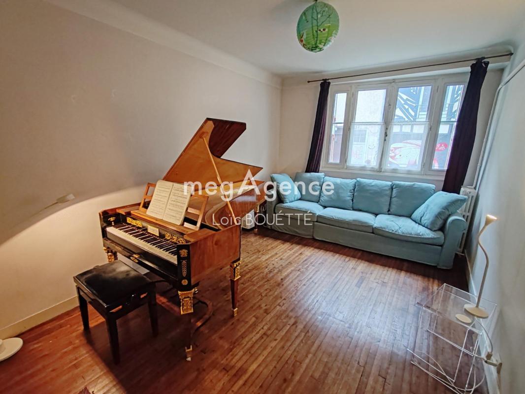 Place HOCHE, appartement type 3, 70 m², cave et grenier - Photo 4