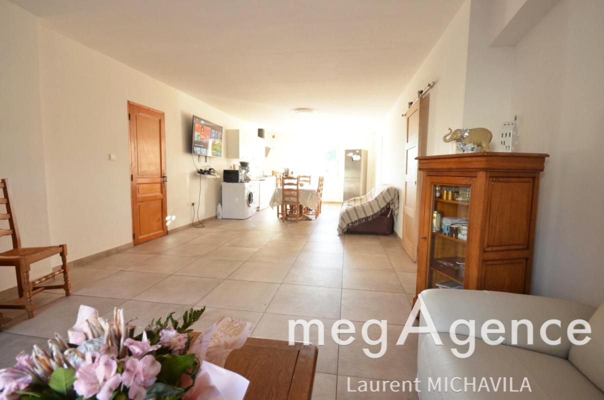 ☀️Grande Villa de 189m2 avec jardin et T2 indépendant à potentiel locatif - Photo 3