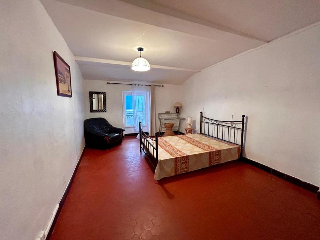 A VENDRE : T2 de 57m2 - FREJUS CENTRE HISTORIQUE - Photo 5