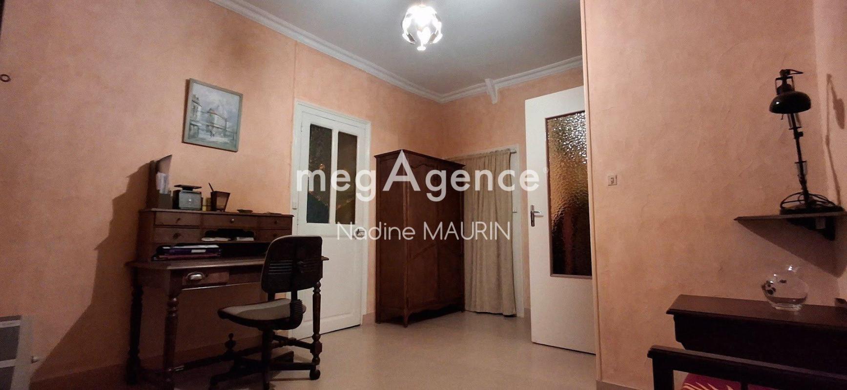Mur de Sologne Maison de ville de 182 m² avec garage - Photo 3
