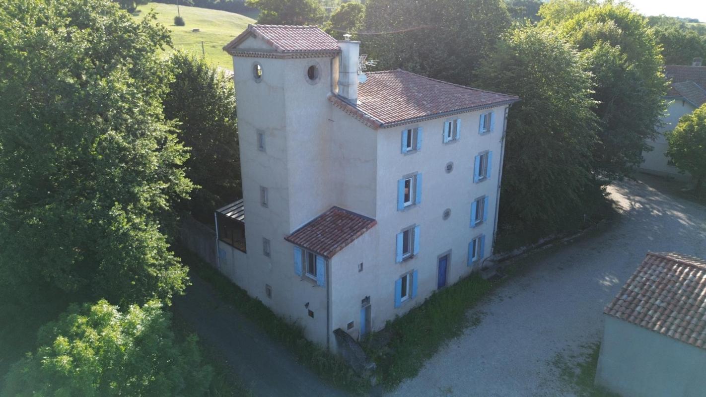 très bel ensemble immobilier de 3 habitations sur 3.38 hectares - Photo 4
