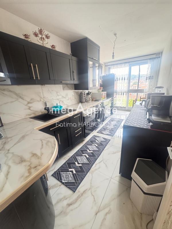 Bel appartement au cœur de St Etienne (avec garage) grand balcon +Cave+Ascenceur - Photo 4