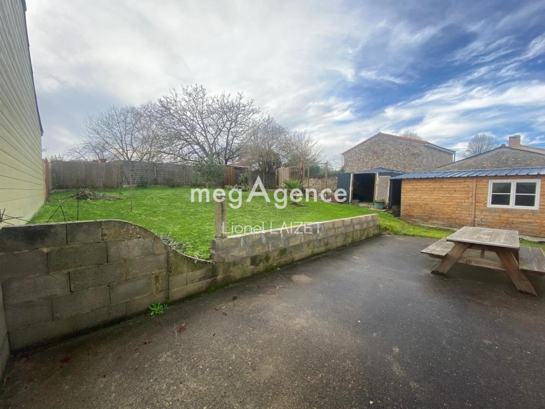 A VENDRE Maison T5 3 chambres sur terrain de 706m2 - Photo 4