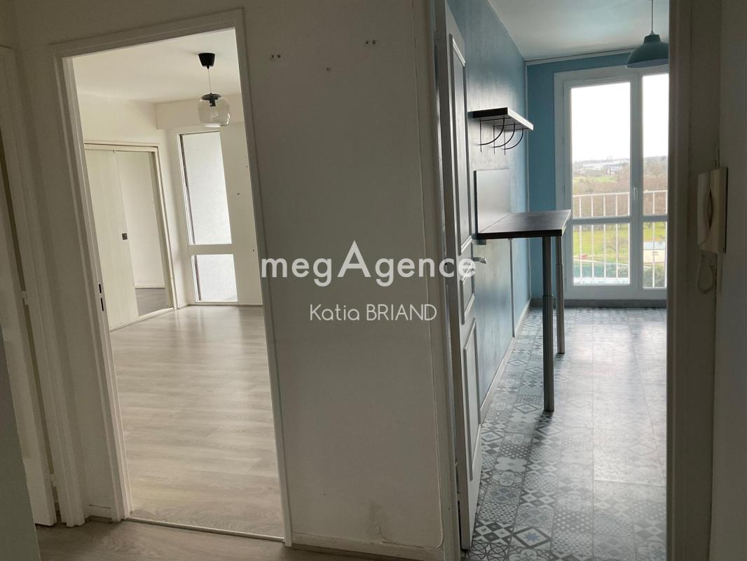 Appartement à vendre, 4 pièces, 78 m², Laval