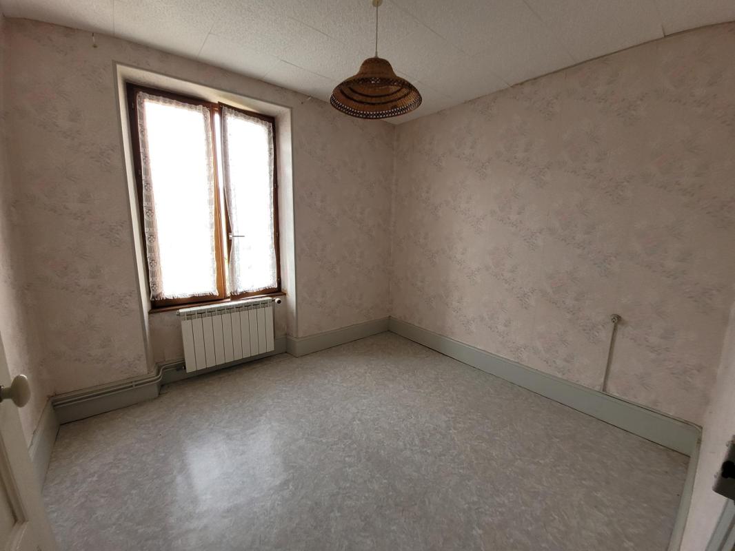 RUPT SUR MOSELLE - Maison 125m² sur 3 niveaux. Terrain 417 m² - Photo 3