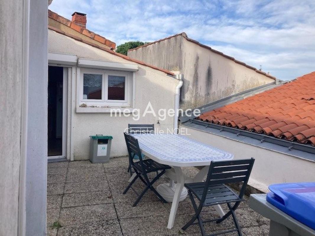 Centre du village de la Terrière,maison vendéenne T4 à 900M de la plage - Photo 2