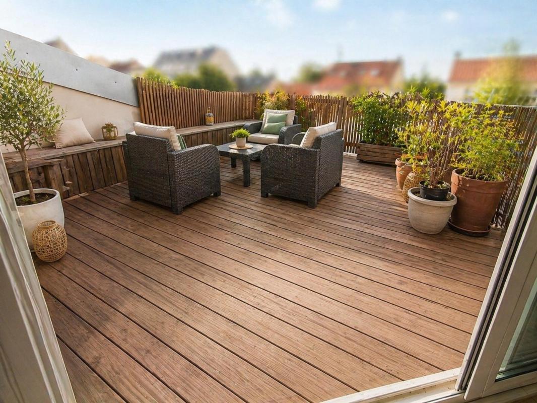 MAISON DUPLEX 5/6 CH, TERRASSE, VÉRANDA, 2 GARAGES - Photo 2