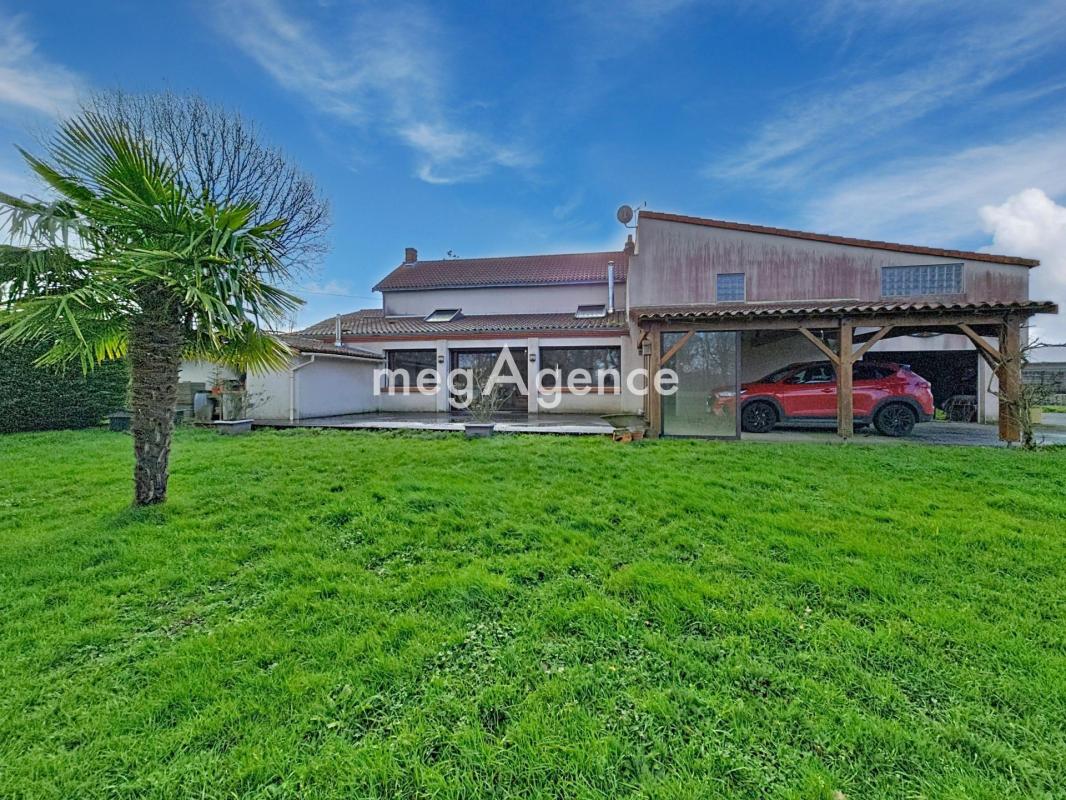 Maison à vendre, 9 pièces, 200 m², Begrolles En Mauges