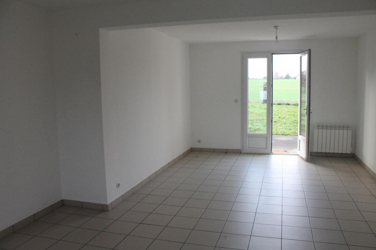 Pavillon 93 M² SÉES 61 , 3 chambres + garage - Photo 3