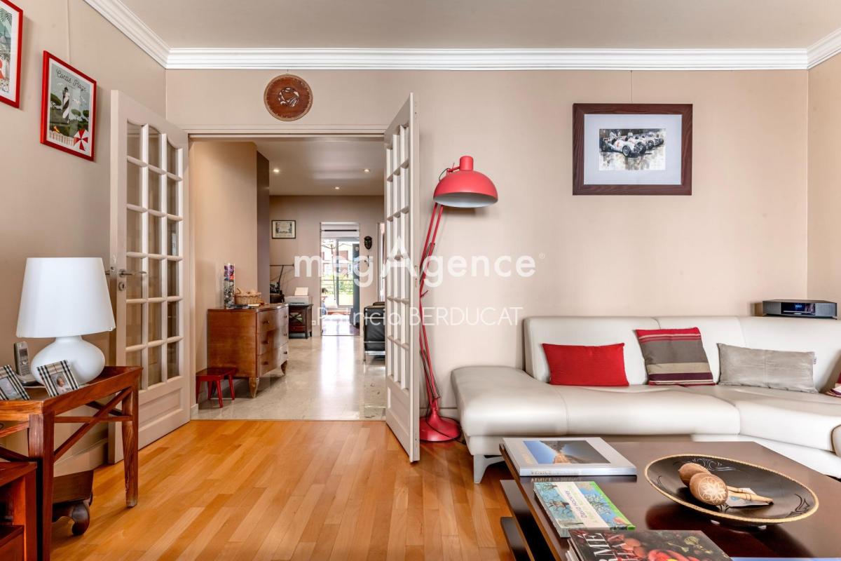 Appartement 103m² avec extérieurs / Centre ville de Saint-Mandé - Photo 2