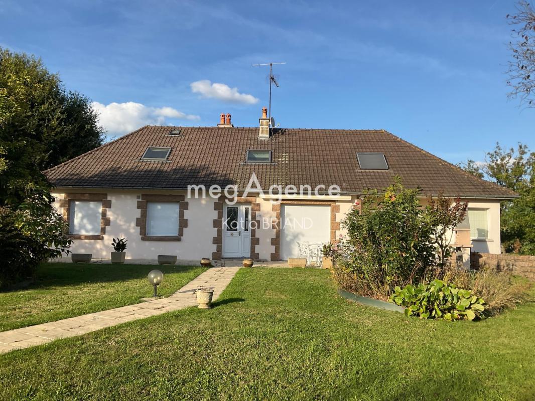 Maison à vendre, 7 pièces, 199 m², Laval