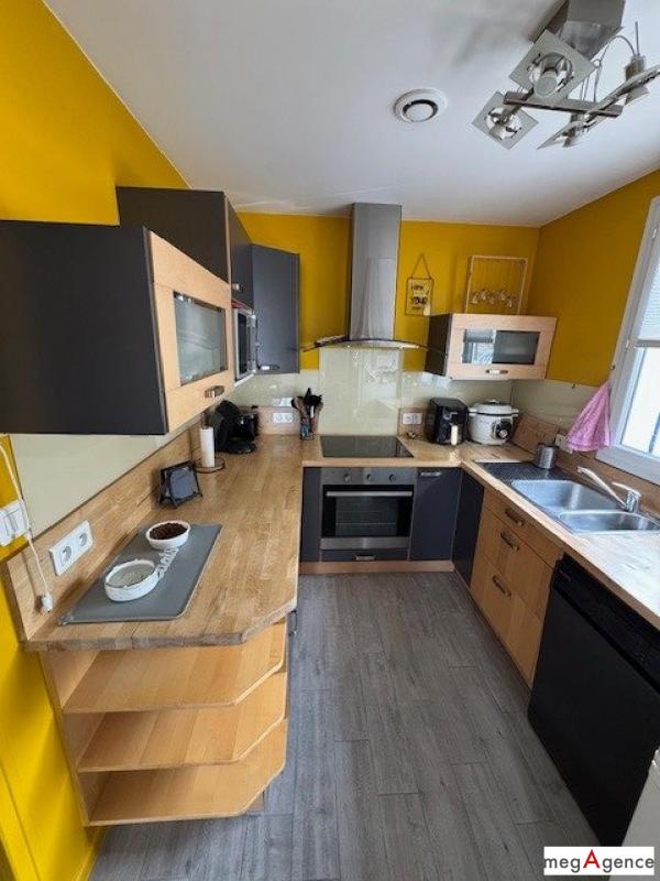 A saisir, venez vite poser vos valises dans ce  très bel appartement /maison , sur deux étages, très bien située - Photo 4