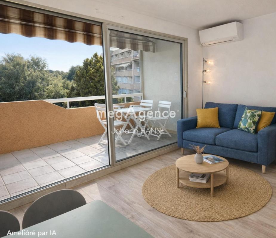 ST RAPHAEL – Face port SANTA LUCIA – T2 - balcon – Place parking en s-sol - Photo 2