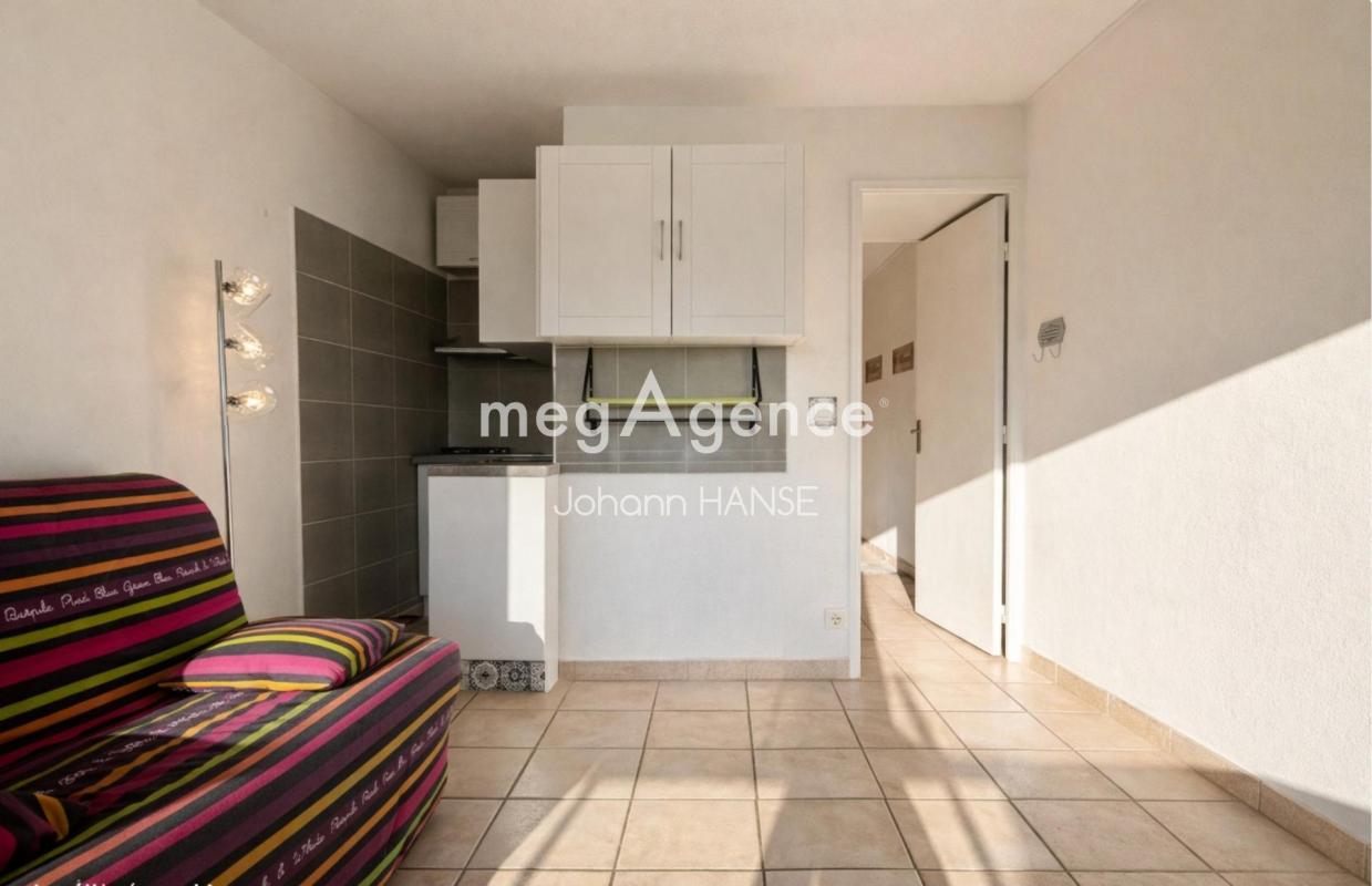 ST RAPHAEL – Face port SANTA LUCIA – T2 - balcon – Place parking en s-sol - Photo 3
