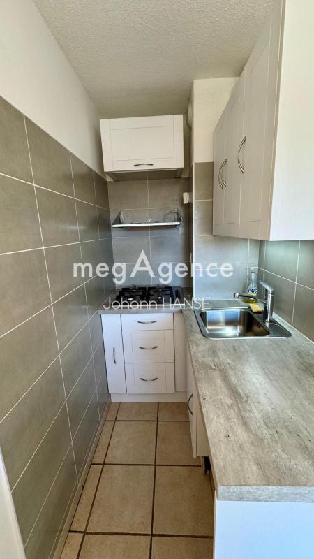 ST RAPHAEL – Face port SANTA LUCIA – T2 - balcon – Place parking en s-sol - Photo 5