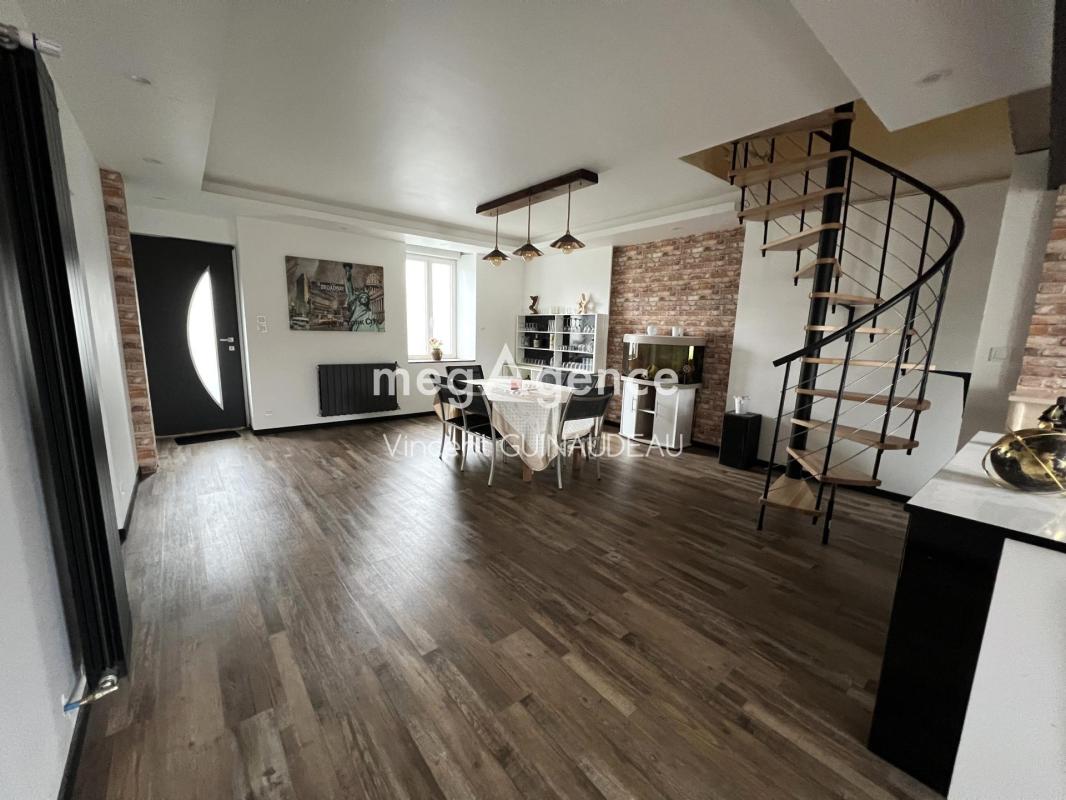 Maison à vendre, 7 pièces, 157 m², La Romagne