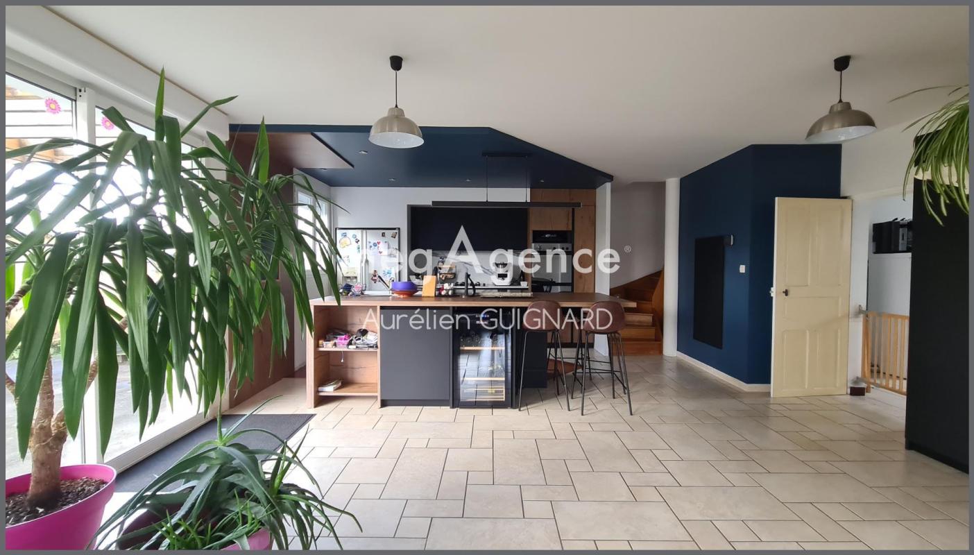5/6 chambres, Beaux volumes à vivre, jardin clos - Photo 4