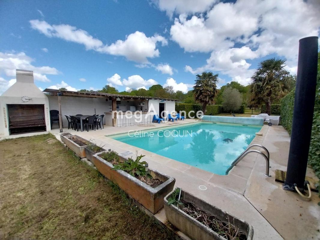 Maison à vendre, 17 pièces, 410 m², Saint Quantin De Rancanne