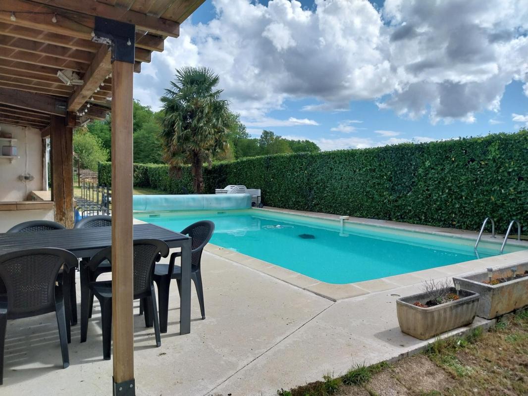 Maison + gîtes + espace loisirs, clé en main pour location saisonnière - Photo 2