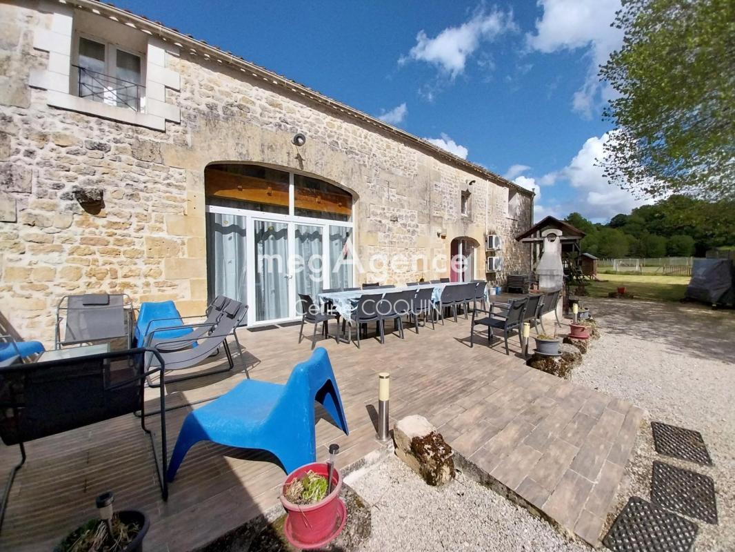Maison + gîtes + espace loisirs, clé en main pour location saisonnière - Photo 3