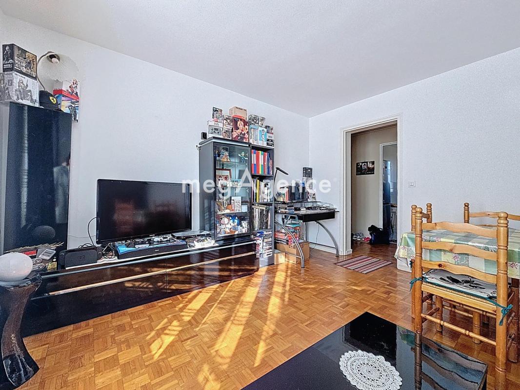 APPARTEMENT STUDIO DANS RESIDENCE CALME - Photo 3