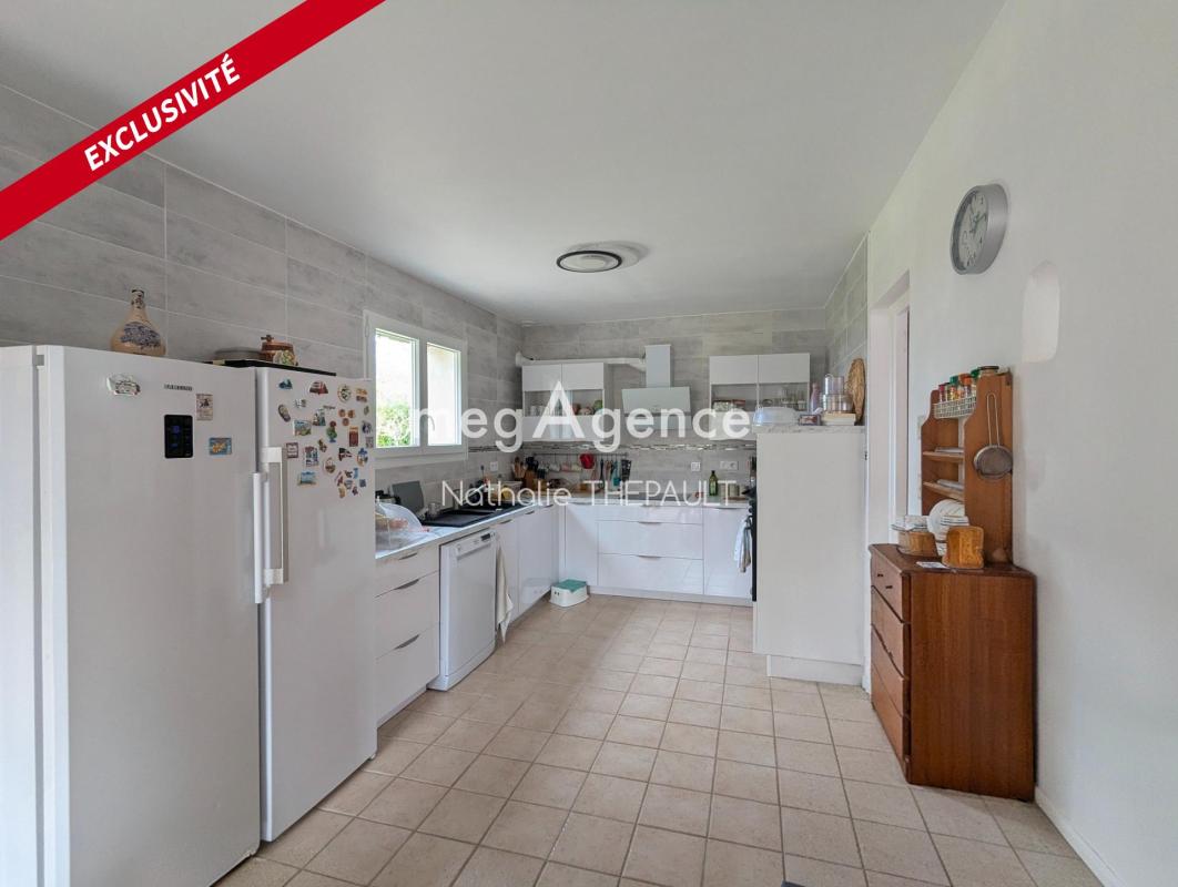 BREUILPONT 27640, Maison traditionnelle de 138m2 - Photo 5