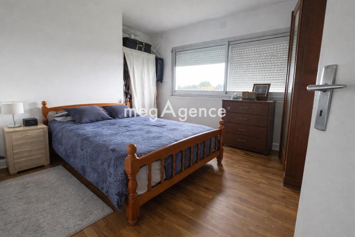 T5 lumineux 87 m² – Garage – Proche gare SNCF - Photo 4