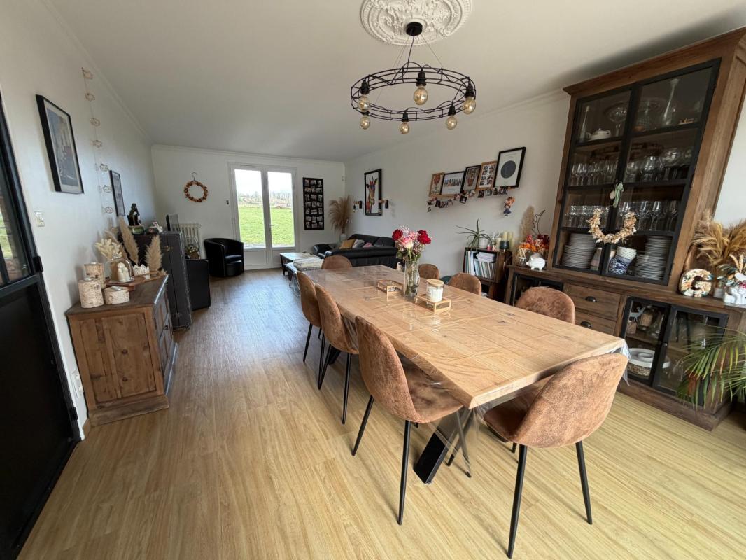 MAISON SUR SOUS-5 CHAMBRES- GRANGE- 1,14 HECTARES - Photo 2