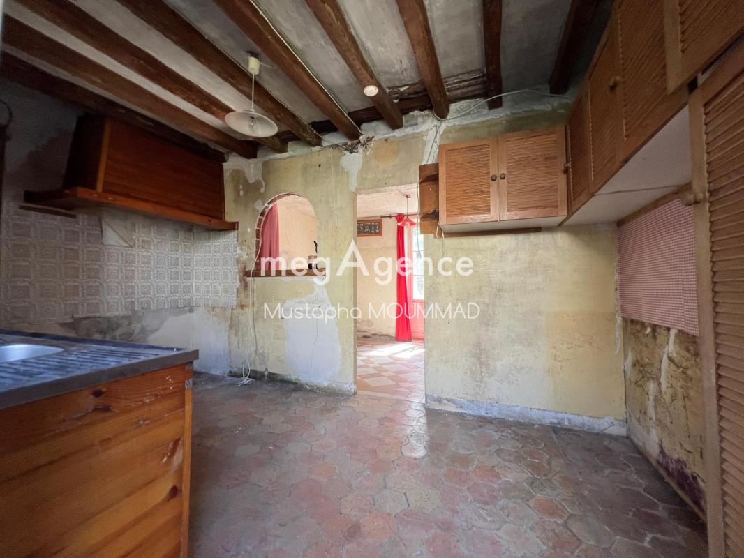 Maison en pierre avec du cachet avec beau terrain de 1712 m2 - Photo 5