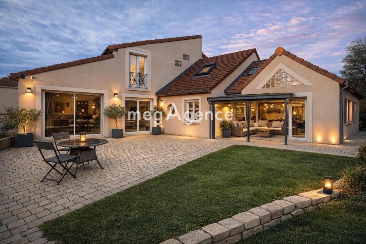 Maison à vendre, 10 pièces, 203 m², Fontenay Mauvoisin