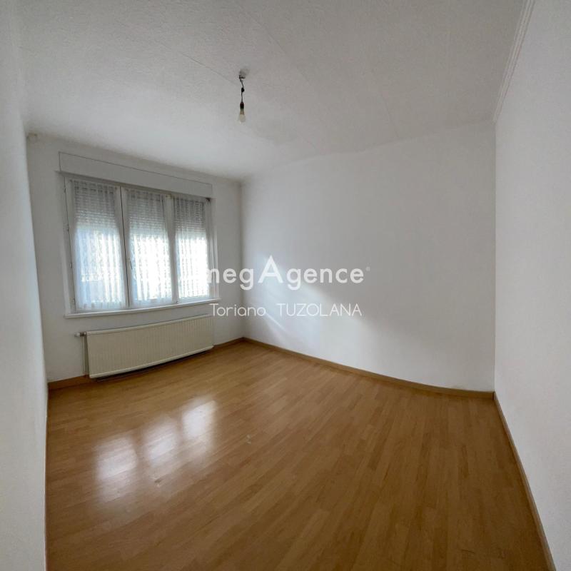 MAISON TRADITIONNELLE 165M² PLAIN-PIED 8 PIECES - Photo 3