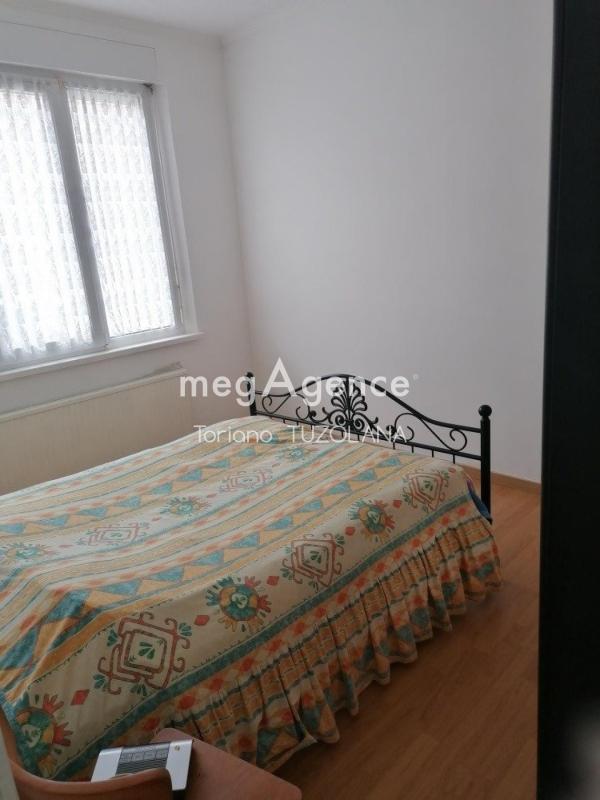 MAISON TRADITIONNELLE 165M² PLAIN-PIED 8 PIECES - Photo 5