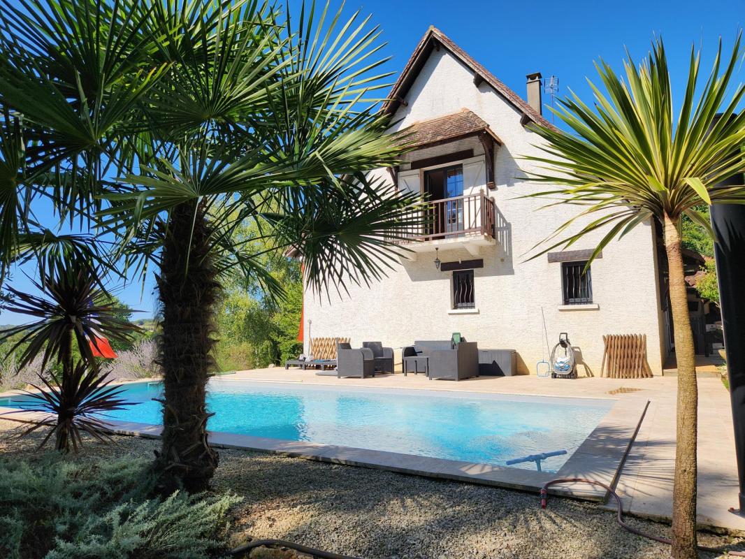 Maison 5 pièces de 156 m2 avec piscine - Photo 2