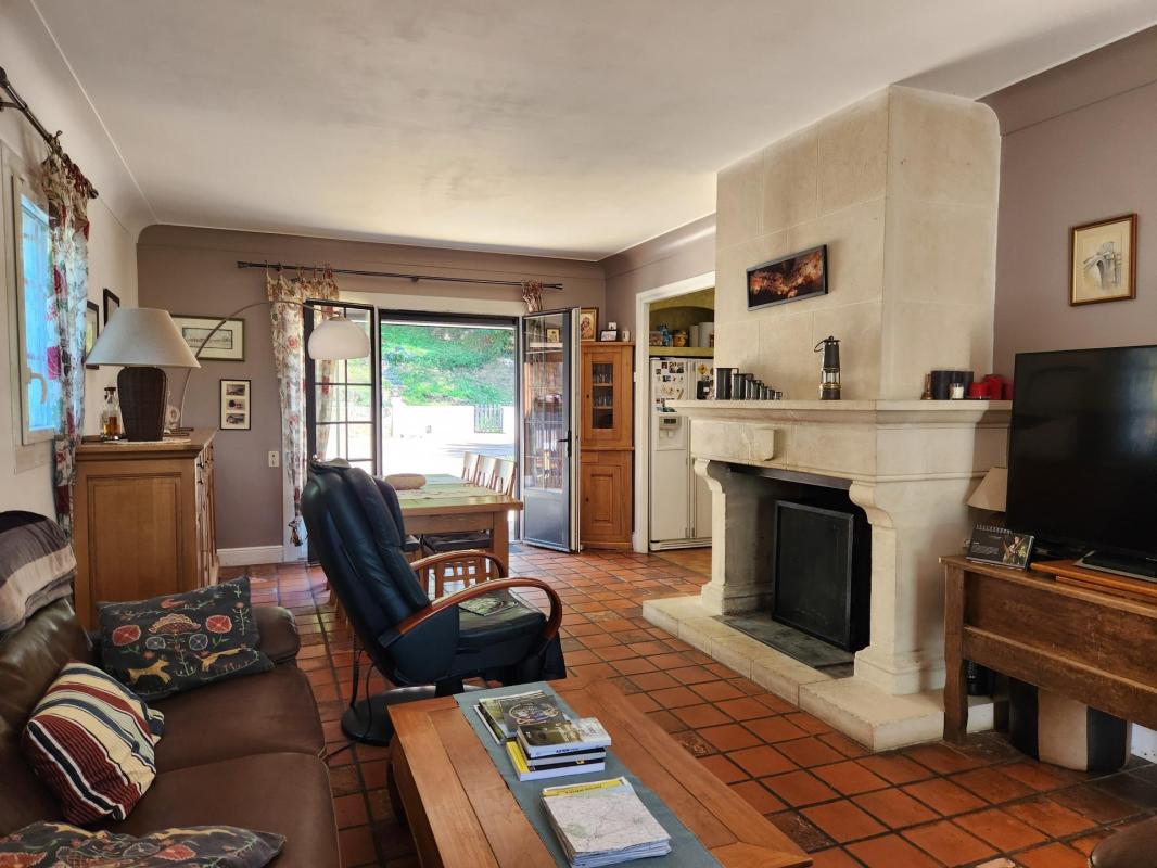 Maison 5 pièces de 156 m2 avec piscine - Photo 3