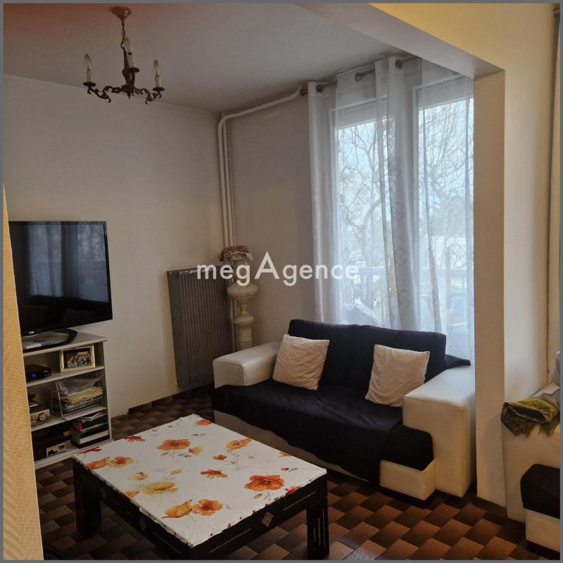 Appartement à vendre, 4 pièces, 67 m², Vaulx En Velin