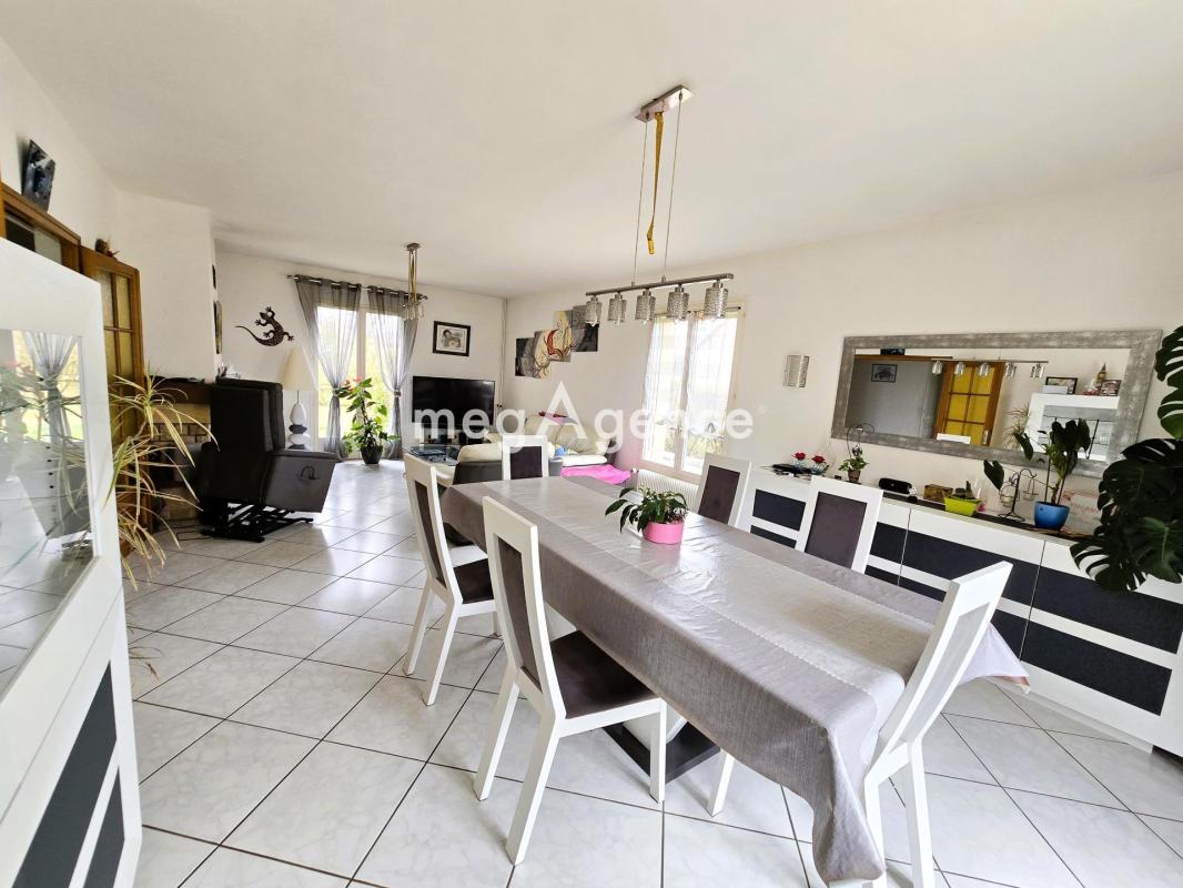 Maison de 7 pièces de 194m² - Photo 3