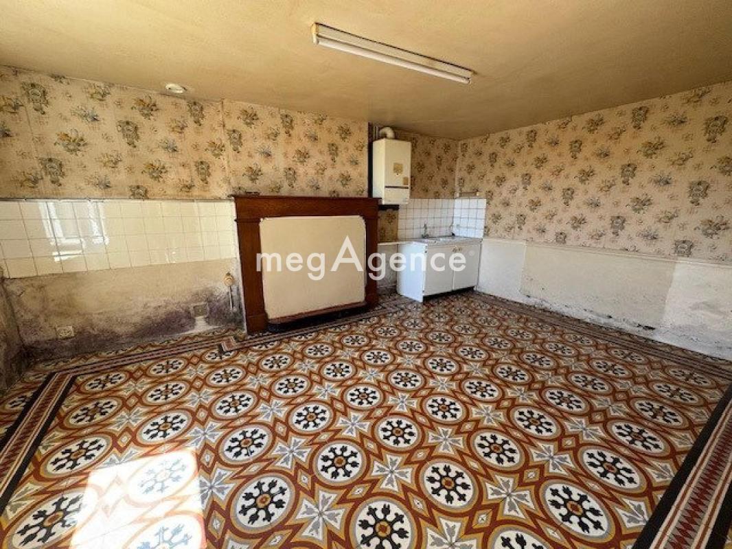 Maison en pierre à renover - Photo 2