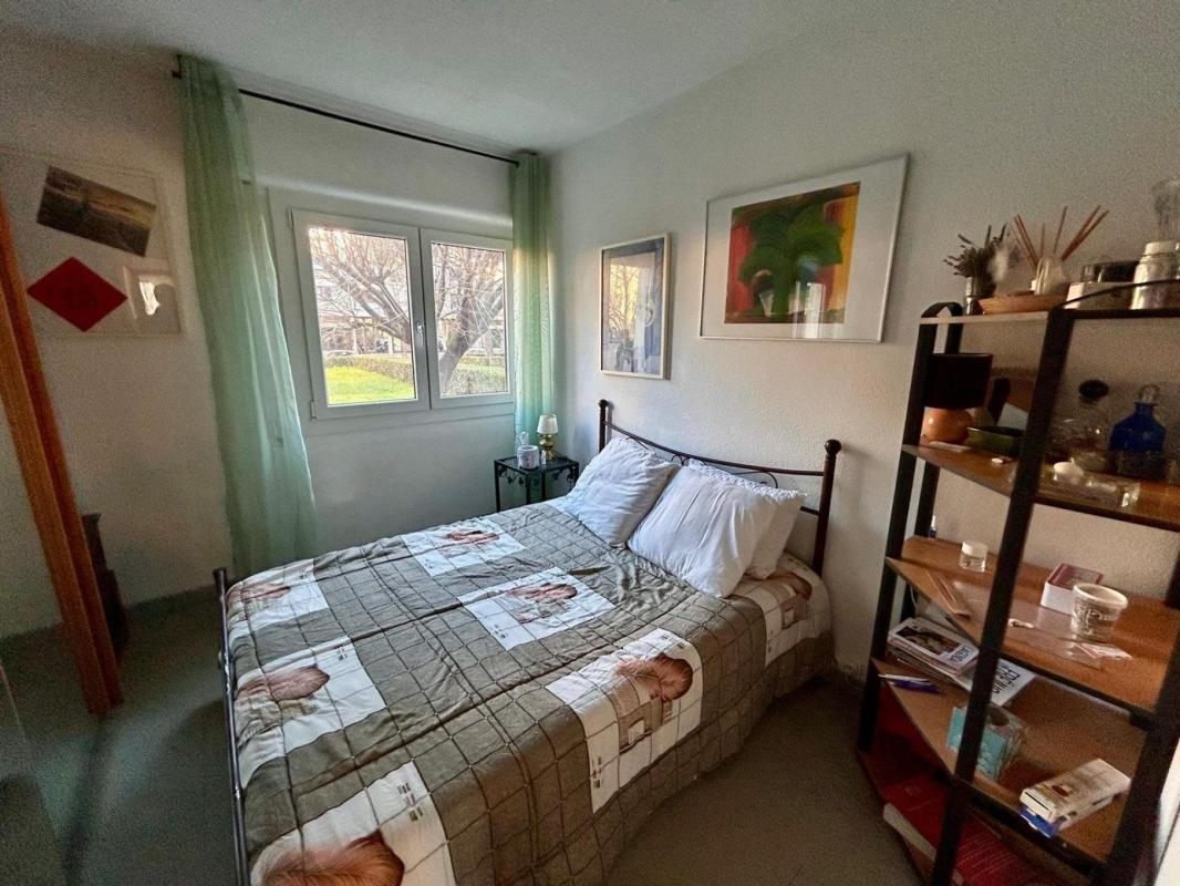 A VENDRE : T3 67m2 traversant - FREJUS - Photo 4