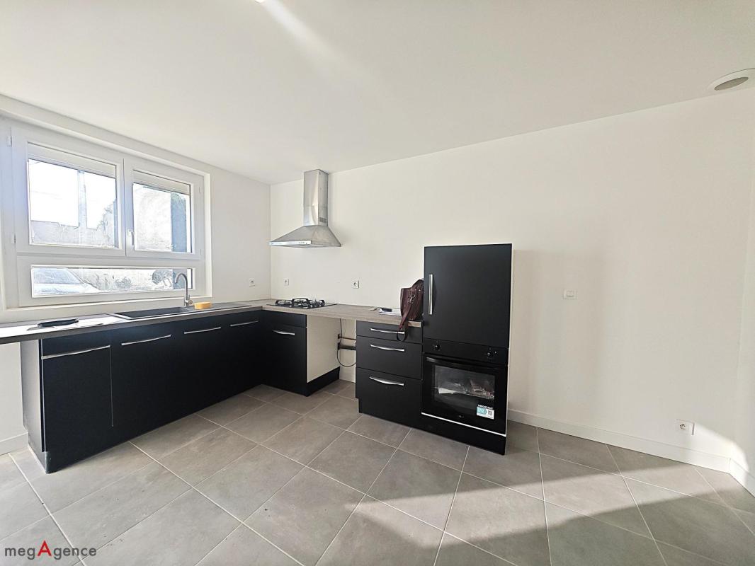 Maison 90 m² entièrement rénovée + dépendance - Photo 3