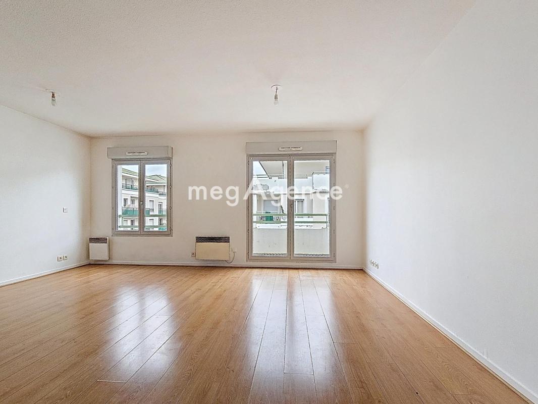 APPARTEMENT 2 PIECES 44 M² AVEC BALCON ET PARKING - Photo 2