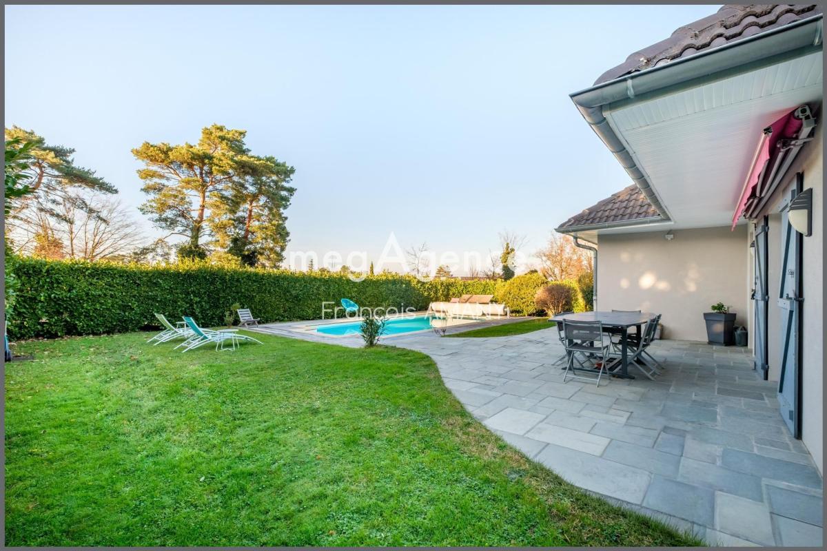 Maison 5 chambres avec piscine cœur de village - Photo 2