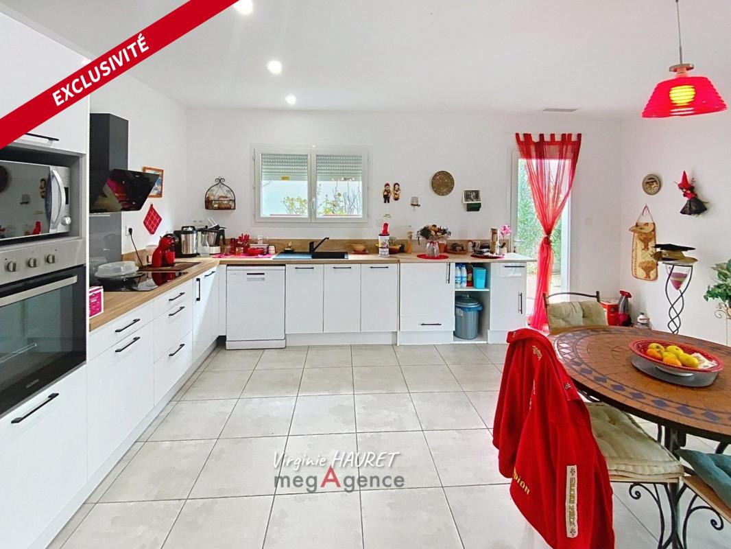 VILLA RECENTE  - PLAIN PIED - 3 CHAMBRES - VERANDA - JARDIN - GARAGE - Photo 4