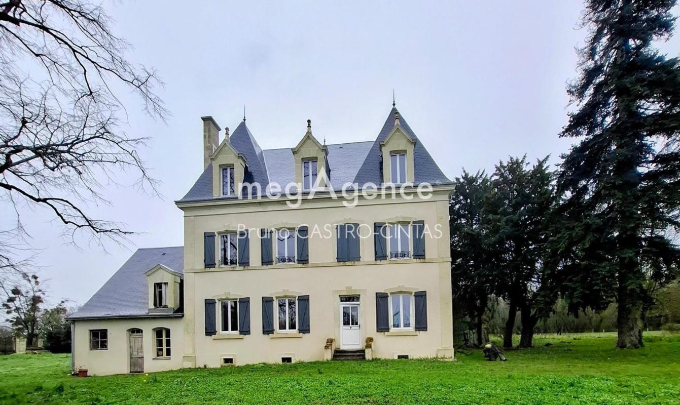 Maison à vendre, 7 pièces, 178 m², Senille Saint Sauveur 86100