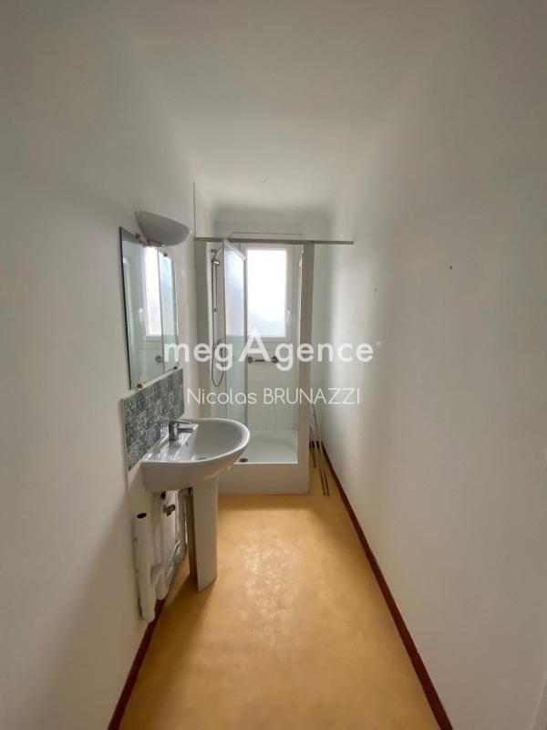Appartement T2 meublé 49 m² centre-ville Vimoutiers – lumineux – parking – idéal investissement locatif - Photo 4
