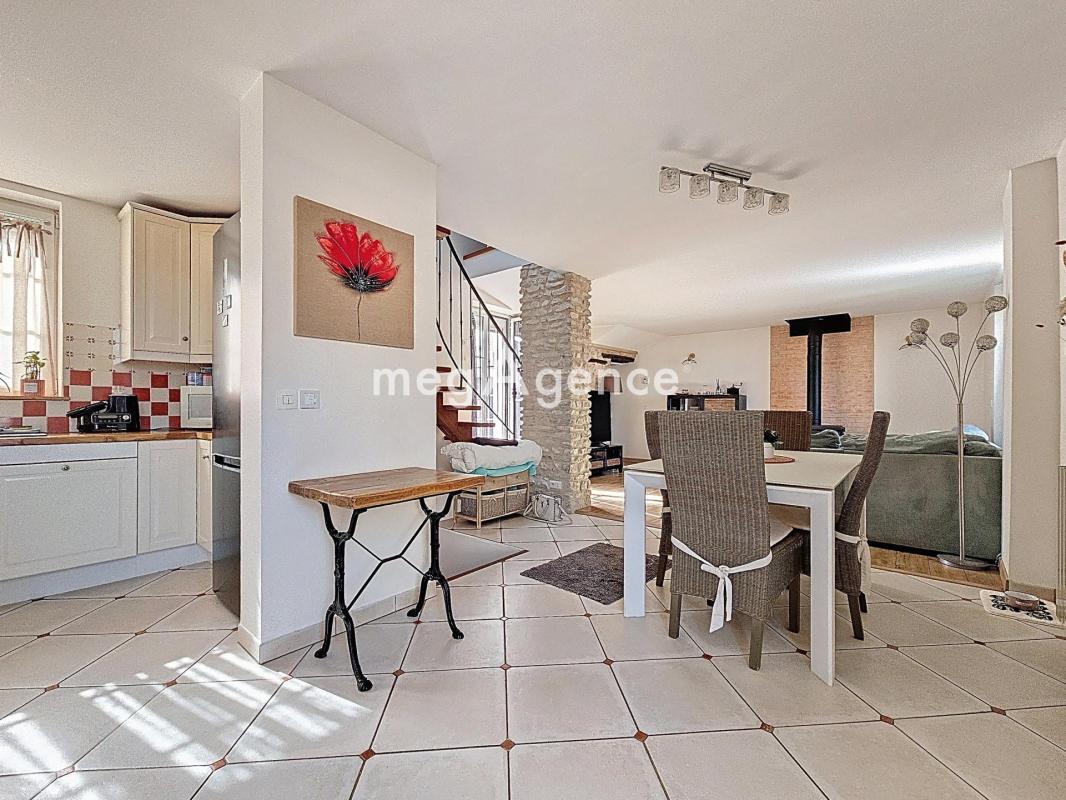 MAISON FAMILIALE EN PIERRES 4 CHAMBRES – 146 m² - Photo 4