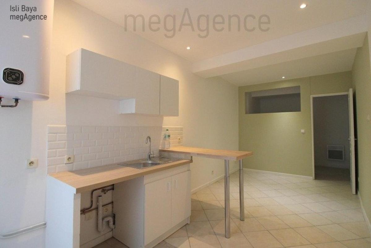 Appartement à louer, 2 pièces, 24 m², Saint Chamond