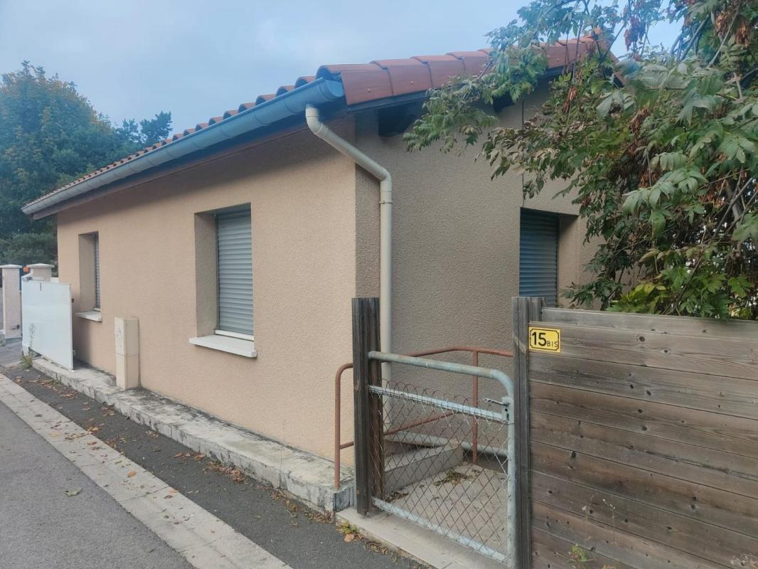 Belle maison de 2009 avec 4 chambres, terrasses et possible dépendance - Photo 4