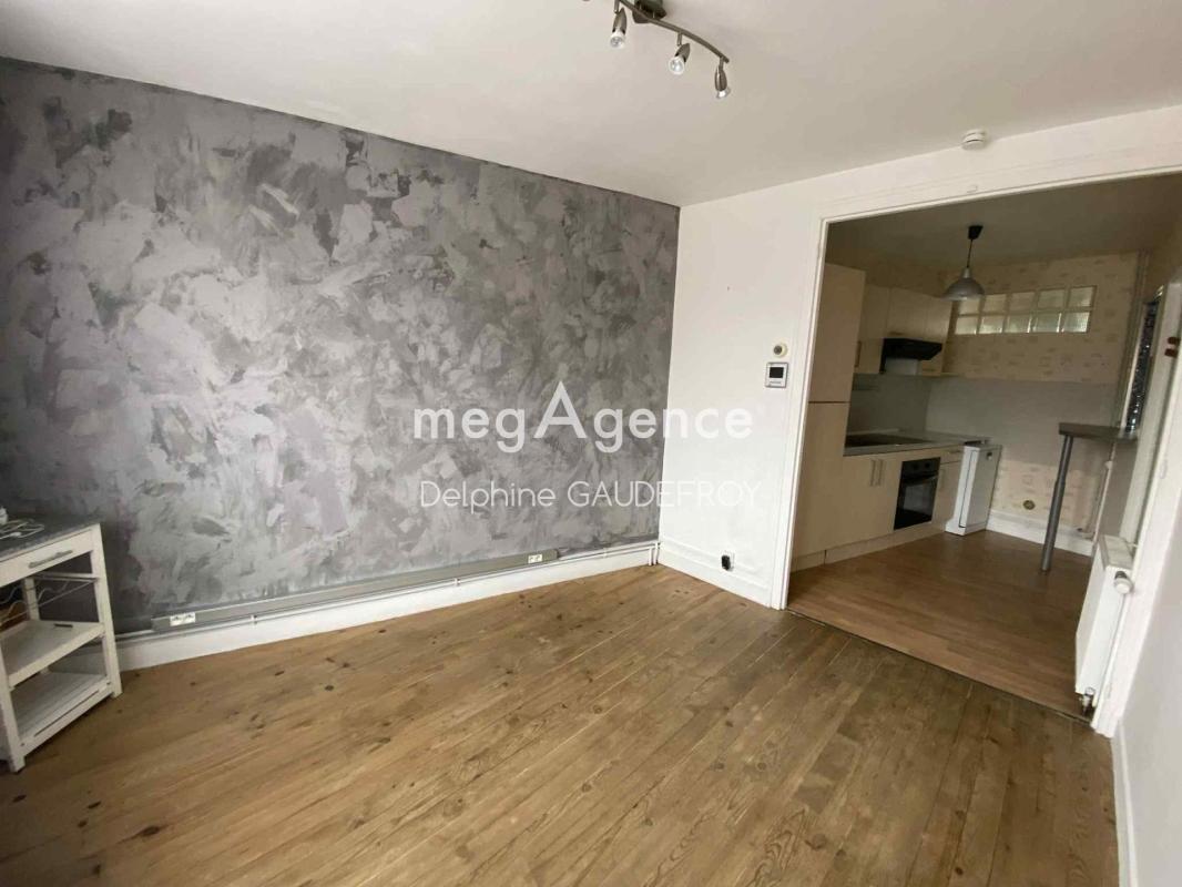 MAISON 3 PIECES-CHAMBRE-BUREAU-TERRASSE-GARAGE - Photo 3